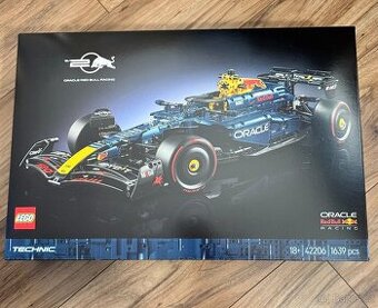 Lego Technic 42206 Redbull Racing Car