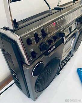 Dobrý den prodám vše krásně funguje AIWA radio TPR-950A RADI