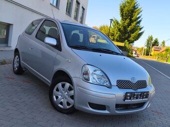 Toyota Yaris 1.0 VVT-i 48kw,2xklíč,1.Maj,127tkm,Klima - 1