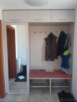 Prodám předsíňovou sestavu