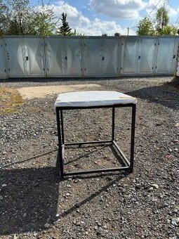 Designový stolek s granitovou deskou 46 × 46 × 46 cm