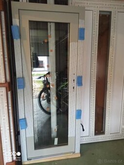 Vchodové  dveře 780x1880