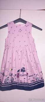 Šaty růžové s holčičkou