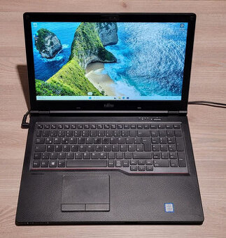 Fujitsu, i5-8250u 4/8x 3,40GHz, 16GB DDR4, 256GB SSD, WIN11