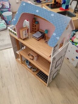 Domeček pro panenky