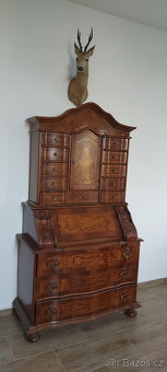 Kotoučový magnetofon + rádia.Cena 1500kč za vše.