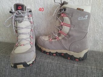 Snowboardové boty 40