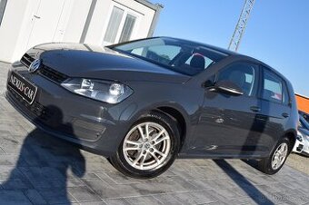 Volkswagen Golf 1.2 TSI 63KW PO SERVISE NOVÁ STK