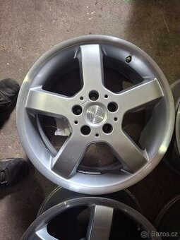 Alu kola R17 rozteč 5x112