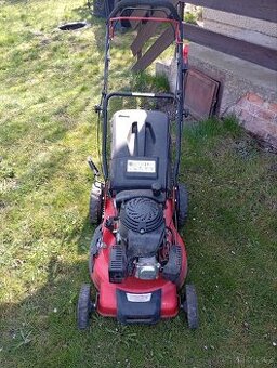 Sekačka s pojezdem Hecht