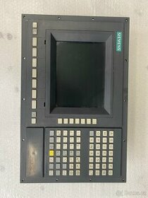 Siemens SINUMERIK 840C - ovládací panel stroje s obrazovkou