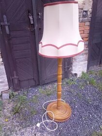 Lampa retro hezka