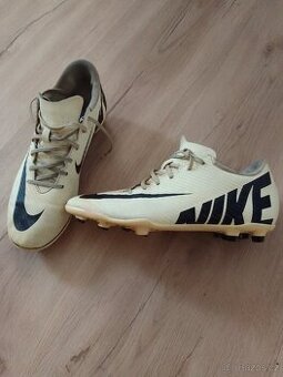Kopačky Nike vel.40,5