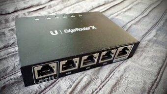 UBNT EdgeRouter X (ER-X)