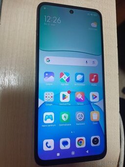 Mobil Xiaomi Redmi 13 s fólií, 6/128 GB, zánovní
