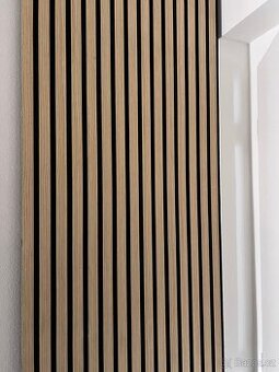 Akustický panel