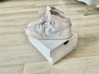 Nike Air Jordan 1 Mid GS Pink Wash vel. 39