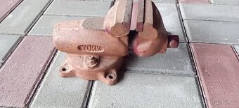 Svěrák York 80