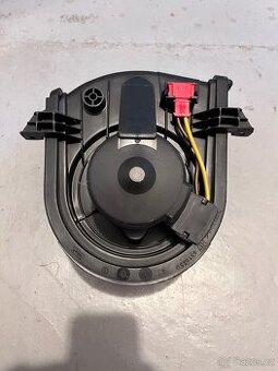 VW Golf 3 ventilator topeni