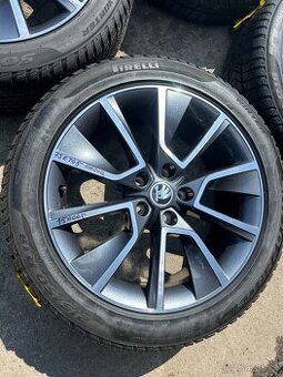5x112 R18 Škoda karoq šedé