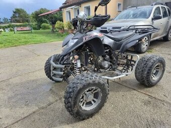 Prodám čtyřkolku 250ccm - 1
