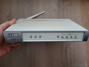 Router - Zyxel N4100
