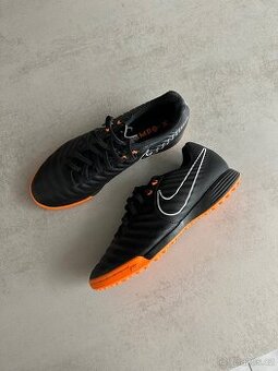 Nike turfy Tiempo X – vel. 39 – velmi dobrý stav - 1