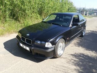 BMW E36 coupe