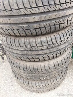 Prodam pneu 185/60 R 15 - 1