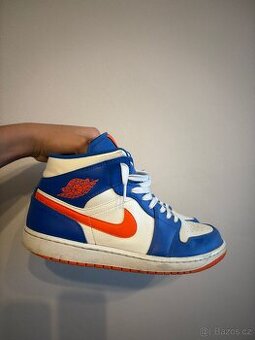 Air Jordan 1 Mid Knicks velikost 44