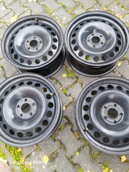 Plechové disky+zimní pneu 235/55/17