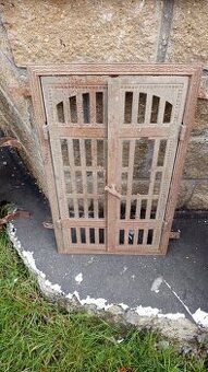 Litinová dvířka  dva druhy