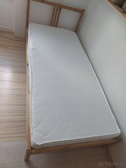 Dřevěná postel 90x200