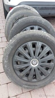 prodám 4ks pneu Sava Eskimo 195/65/R15 + plechové disky