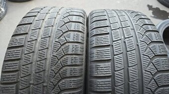 Zimní pneu 245/40/19 Pirelli