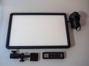 LED video světlo Godox LEDP260C