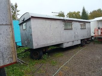 Obytná maringotka orličan