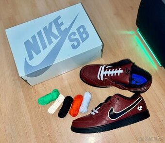 Nike Sb Dunk Low Pro X Limosine