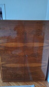 Satni skrin z masivu