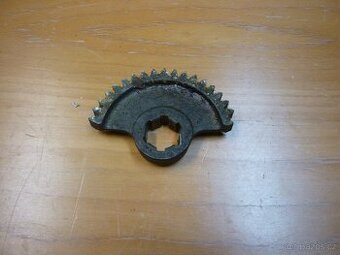 ČZ skůtr uloženkový segment