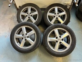 205/55 R16 5x114,3 zimní na ALU OEM Honda kolech