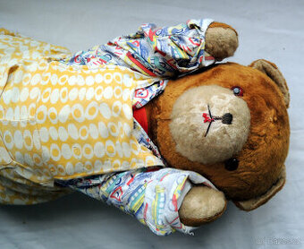 Stará hračka - medvěd 50. léta
