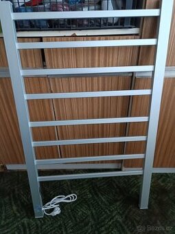 Elektrický sušák ručníků silvercrest