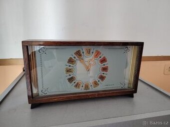 Ruské hodiny starožitné Vesna