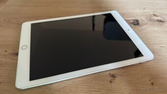 Apple iPad 5 32GB, cena 1600Kč