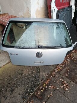 VW Golf 4 a 4 combi, variant - páté dveře, viko kufru