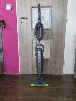 Parní čistič Hoover