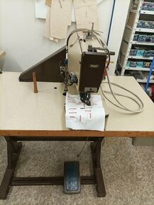 Dirkovací stroj Pfaff