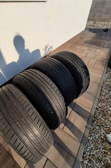 Vredestein 215/60 R16 95V