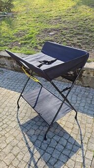 Cestovní přebalovací pult FEEDO